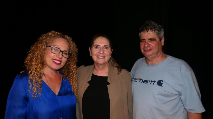 גיא מירוז, אשת הנשיא מיכל הרצוג ואורלי וילנאי (צילום: זרחי וילנאי)