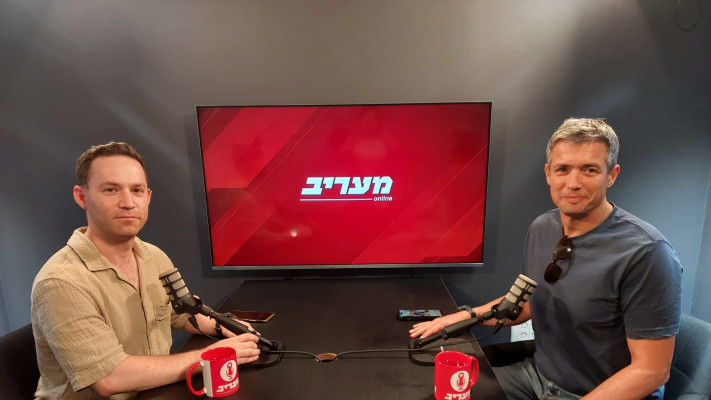 בנצי רובין הכתב הפרלמנטרי מראיין את יועז הנדל סא''ל במילואים ושר לשעבר
