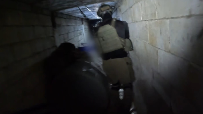 לוחמי צה''ל במנהרות בדרום לבנון 