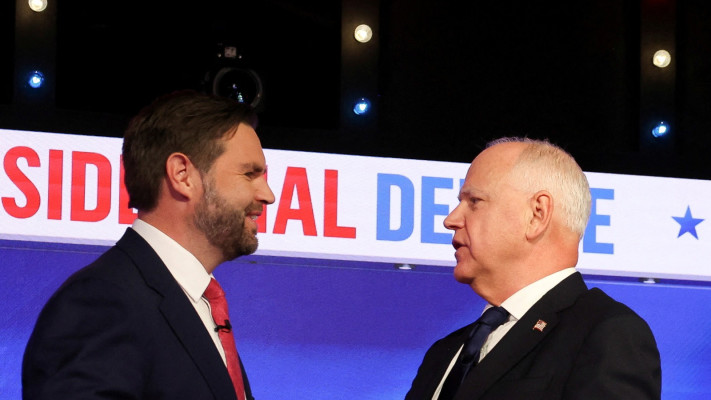 ג׳יי די ואנס, המועמד הרפובליקני לסגן הנשיא וטים וולז, המועמד הדמוקרטי לסגן הנשיא בעימות