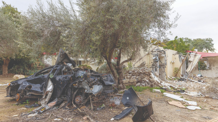 חורבן בקיבוץ נירים