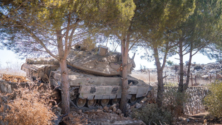 ''תמיד הסתכלנו על לבנון, נערכנו לכך''. טנק בשטח הלחימה (צילום: דובר צה''ל)