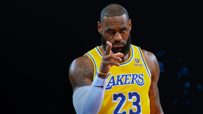 לברון ג'יימס, ''החמישייה הפותחת'' 