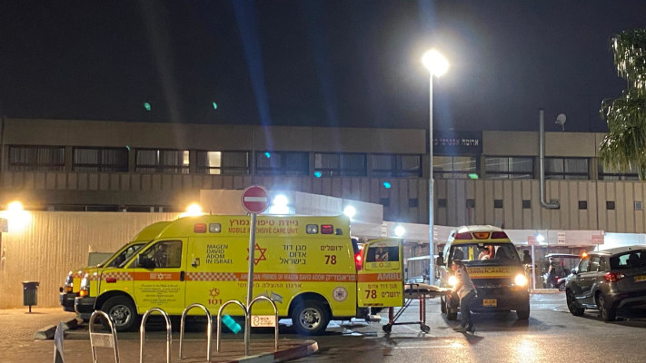 פינוי פצועים מפגיעת הכטב''ם באזור בנימינה