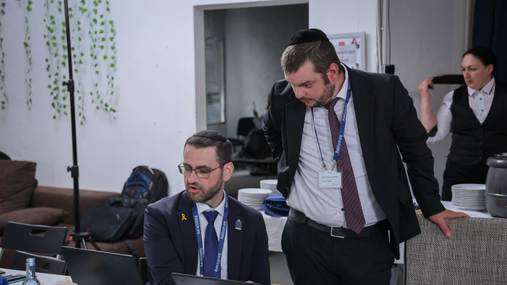 הרב באלה (יושב)