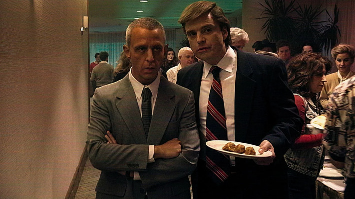 סבסטיאן סטן וג'רמי סטרונג. ''המתמחה'', 2024