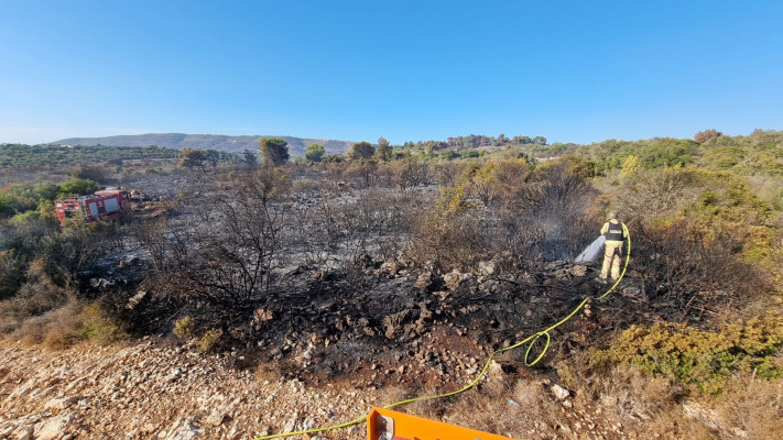 שריפות בצפון לאחר השיגורים מלבנון (צילום: דוברות כיבוי והצלה)