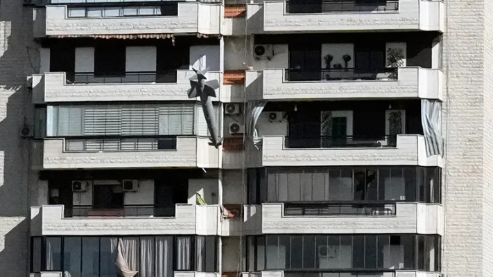 תקיפה בלבנון באמצעות פצצת ״ספייס 2000״ (צילום: רשתות ערביות, שימוש לפי סעיף 27 א')