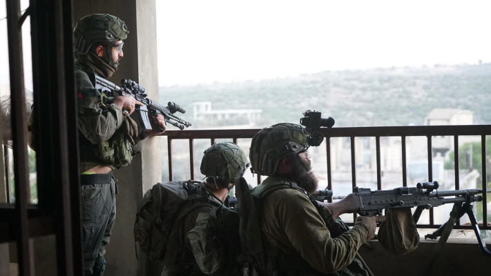 לוחמי המילואים של חטיבת הצנחנים בדרום לבנון