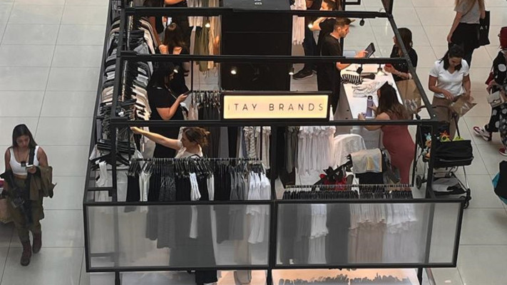 פופ אפ ITAY brands בעופר הקניון הגדול בפתח תקוה (צילום: יח''צ)