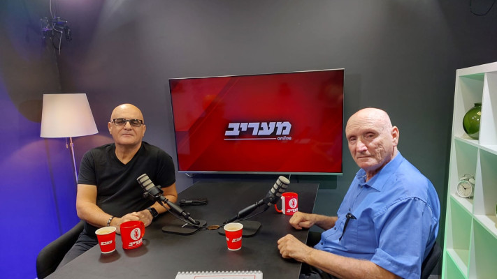 דורון כהן העורך הראשי של מעריב ויצחק בריק אלוף (במיל׳) (צילום: מעריב אונליין)