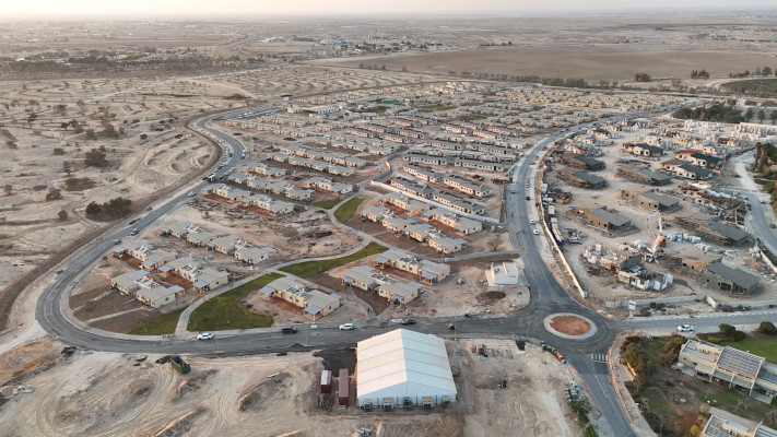 הבית החדש של חברי קיבוץ בארי בחצרים 