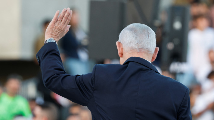 בנימין נתניהו (צילום: REUTERS/Amir Cohen)