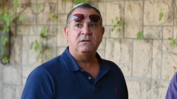 יגאל שילון מובא למנוחות: חברו אלי יצפאן 