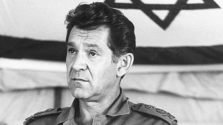 דדו דוד אלעזר במלחמת כיפור  (צילום: מיקי צרפתי, ''במחנה'')