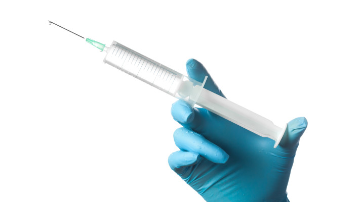 במשך 18 שנה עם מחט בנרתיק, סיפור מזעזע על רשלנות רפואית