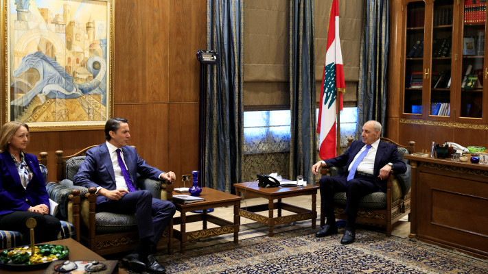 עמוס הוכשטיין עם נביה ברי, יו''ר הפרלמנט הלבנוני, במהלך ביקורו בלבנון