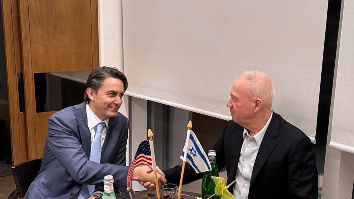 יואב גלנט והוכשטיין