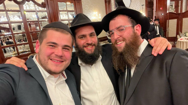 הרב צבי קוגן ז''ל (מימין) (צילום: באדיבות המשפחה)