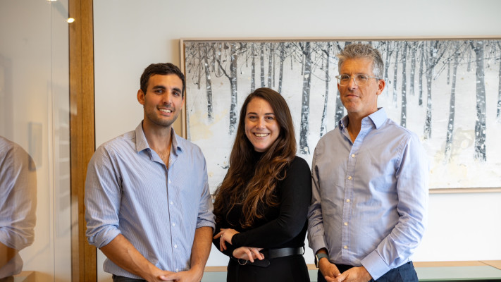 אמנון אפשטיין, נועה פולנסקי ושי דולב (צילום: דוד כהן)