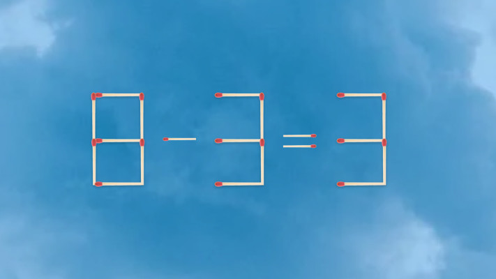 האם תצליחו לפתור את המשוואה באמצעות הזזת גפרור אחד בלבד?