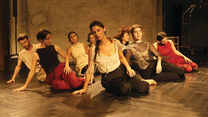 מופע ''מילים בתנועה''