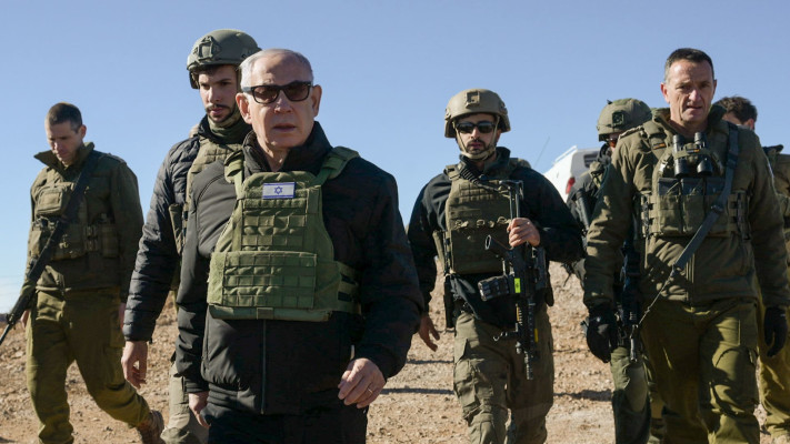 בנימין נתניהו בחרמון הסורי (צילום: מעיין טואף, לע''מ)