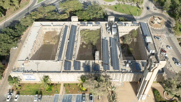 בניין עיריית באר שבע. מקדמים עצמאות אנרגטית