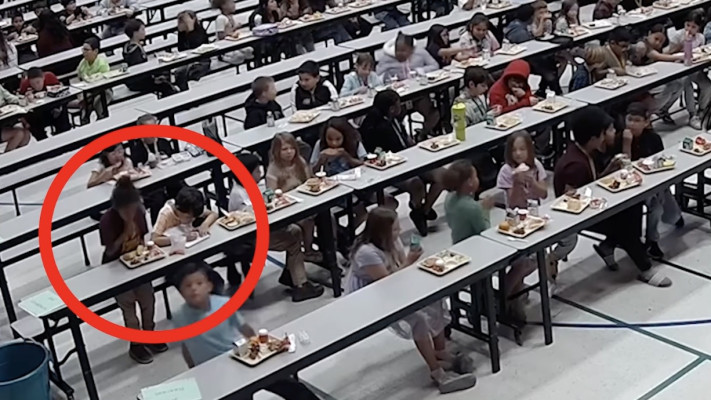 תומאס קונלי, הציל את חברו ממוות