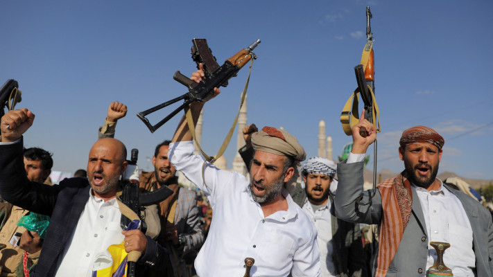 מפגינים חות'ים למען עזה ולבנון