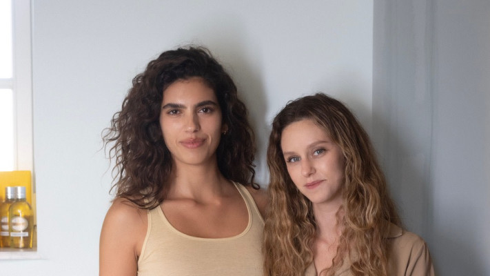 ליאל עוזיאל וסאן מזרחי (צילום: עומרי רוזנגרט)