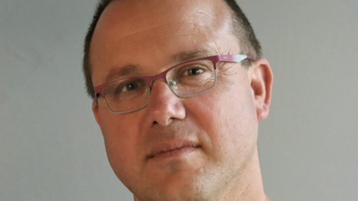 פרופ' רן ברקאי