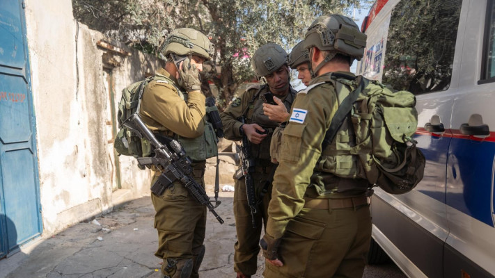 כוחות צה''ל בפיגוע הירי סמוך לקדומים (צילום: דובר צה''ל)