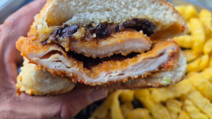 שניצל חלה בנורמן 