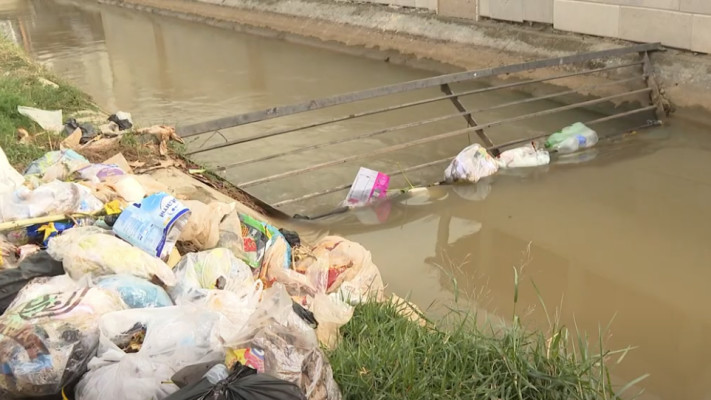 מים מזוהמים בלבנון