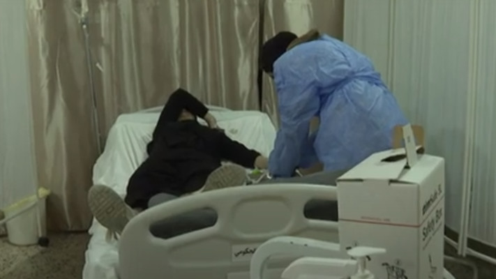 טיפול בחולה שנדבקה בכולרה, לבנון