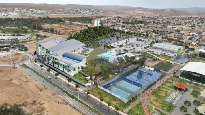 פארק המים בדימונה. בעלות של 160 מיליון שקלים (צילום: מסך,עיריית דימונה)