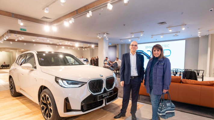 ליאורה עופר ושחר שמש (צילום: גדי סיירה)