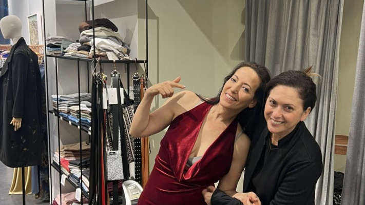 מירית רודריג וליהיא לפיד (צילום: באדיבות יח''צ יריד ABOUT US)