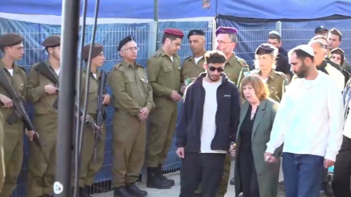 הלוויתו של אורון שאול ז''ל (צילום: שקד שדה)