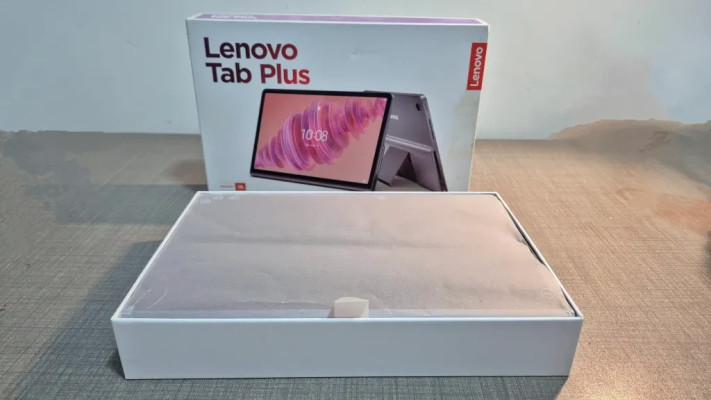 לנובו Tab Plus (צילום: ירדן מורנו)