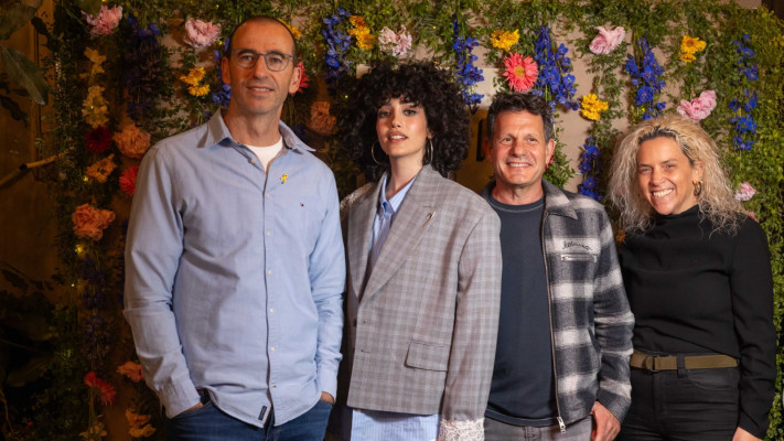 דנה ביטון לב עמי, יואב בן יקר, ליהי טולדנו ודובב לוינסון  (צילום: יחצ)