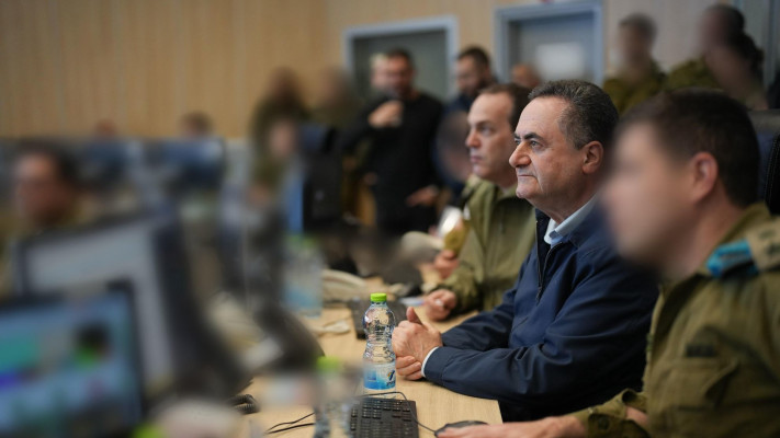 ישראל כ''ץ בהתייעצות ביטחונית בקריה (צילום:  אלעד מלכה, משרד הביטחו)