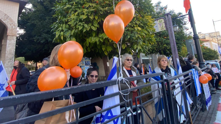 מסע ההלוויה של שירי ביבס והילדים (צילום: אבשלום ששוני)