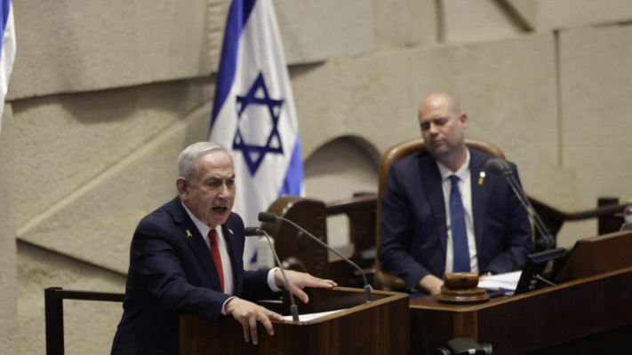 ראש הממשלה נתניהו בדיון 40 חתימות בכנסת  (צילום: מרק ישראל סלם)