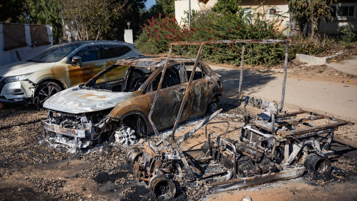הטבח בקיבוץ נחל עוז (צילום: יונתן זינדל, פלאש 90)