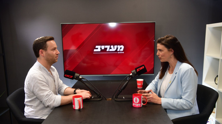 בנצי רובין וח''כ אפרת רייטן (צילום: אבשלום ששוני)