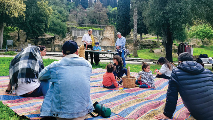 בית שערים קריאת מגילה 