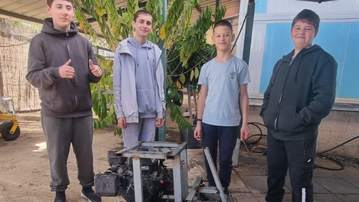כלי זחל לחילוץ נפגעים, כפר הנוער ויצו גן ונוף (צילום: באדיבות כפר הנוער ויצו גן ונוף)