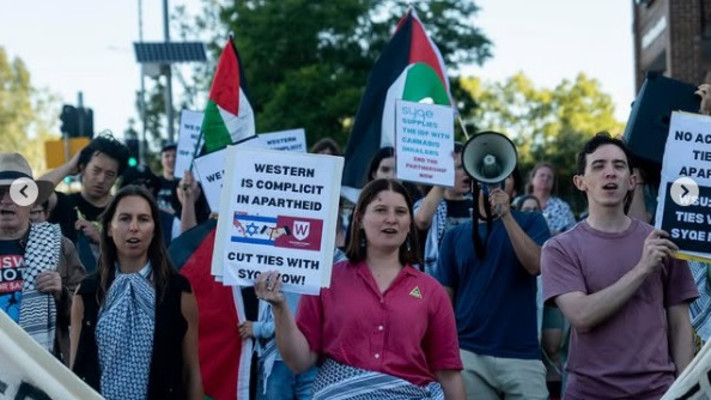 מחאה נגד שיתוף פעולה ישראלי-אוסטרלי: סטודנטים פרו-פלסטינים מפגינים